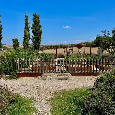 Resort Podere Farnesiana 3*